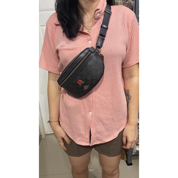 PRELOVED TAS PINGGANG COACH ORIGINAL / TAS SELEMPANG DEPAN COACH ORIGINAL / TAS KULIT COACH ORIGINAL