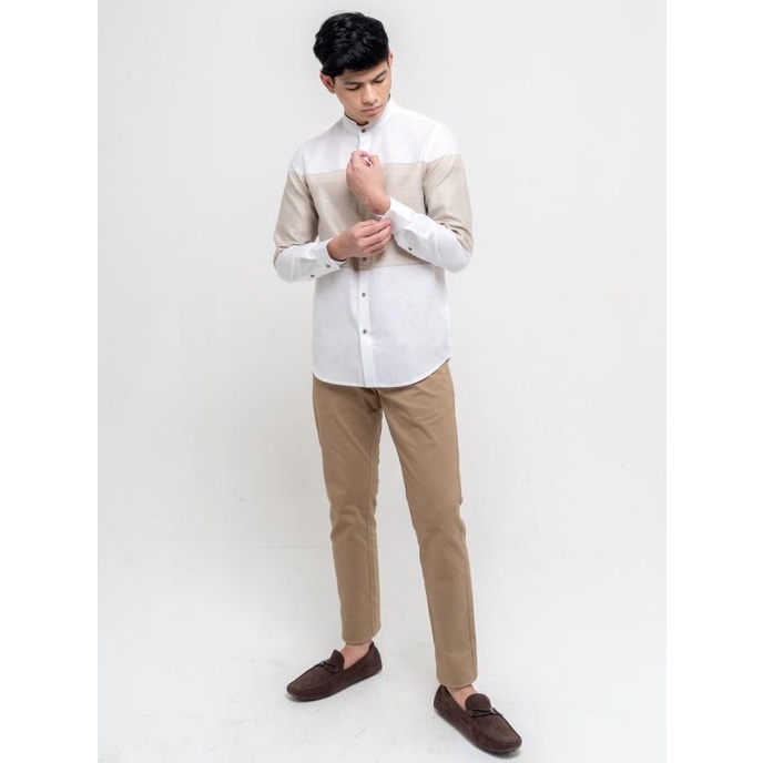 TERLARIS MOC Kemeja Koko Lengan Panjang Pria Modern Fit GROVART - KHAKI /BAJU KOKO PRIA/BAJU KOKO DE