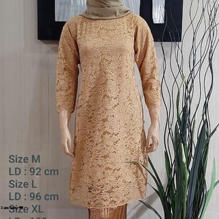 (DIJAMIN REALPICT)ATASAN KEBAYA BRUKAT/TUNIK BROKAT MODERN/TUNIK BROKAT MODERN/KEBAYA KONDANGAN/KEBAYA MODERN/KEBAYA BROKAT MURAH/KEBAYA MURAH WARNA HITAM  by restukebaya002