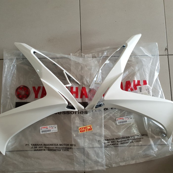 Terlaris Cover Depan Xeon Rc / Sayap Xeon Rc Sepasang Putih Asli Yamaha