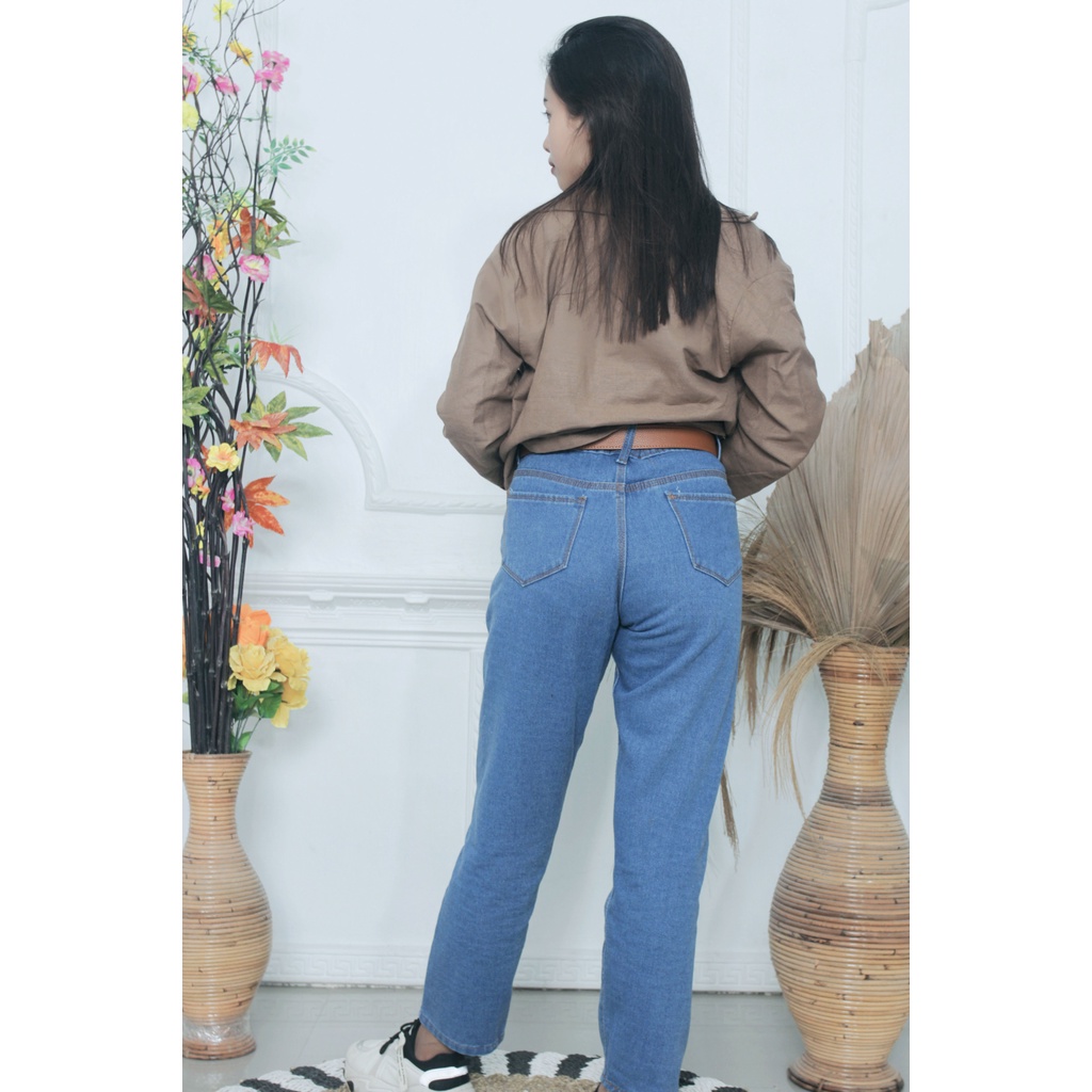 Celana Highwaist Boyfriend Jeans Wanita - BF Jeans Polos Basic Standar