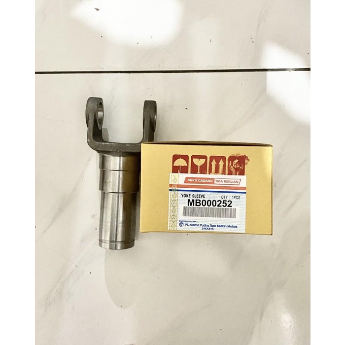 Terlaris Yoke Sleeve Kopel Joint Propeller /As Betina Mitsubishi Ps100/110