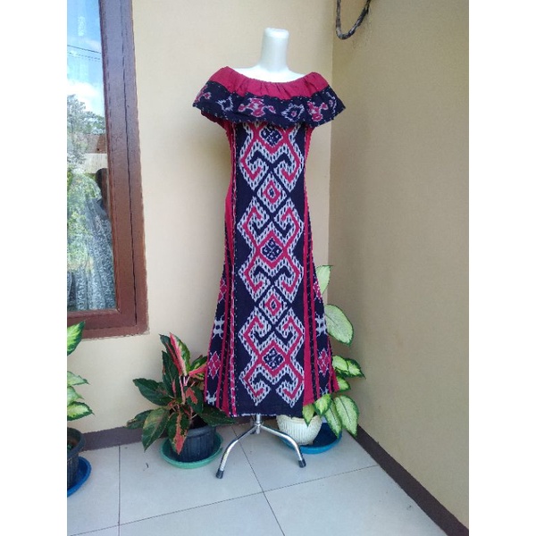 maxy dress etnik toraja merah