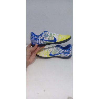 sepatu anak second brand Nike size 33,5