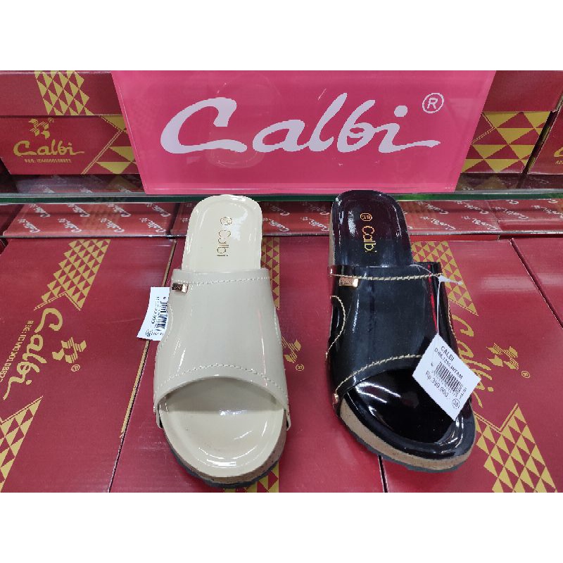 Wedges calbi kokop Terbaru warna merah ukuran 36-40