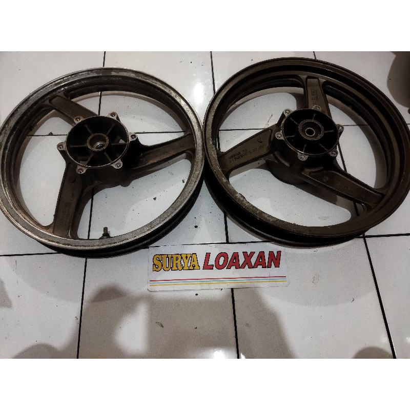 VELG RACING KAWASAKI NINJA RR ORIGINAL COPOTAN BEKAS BARANG SESUAI DENGAN FOTO
