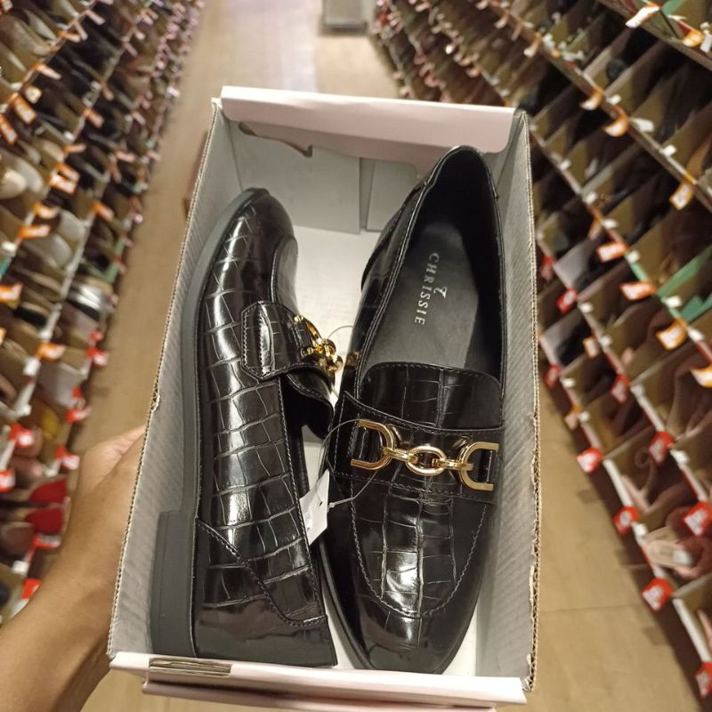 JAMIE FLAT LOAFER BLACK - CHRISSIE BY PAYLESS