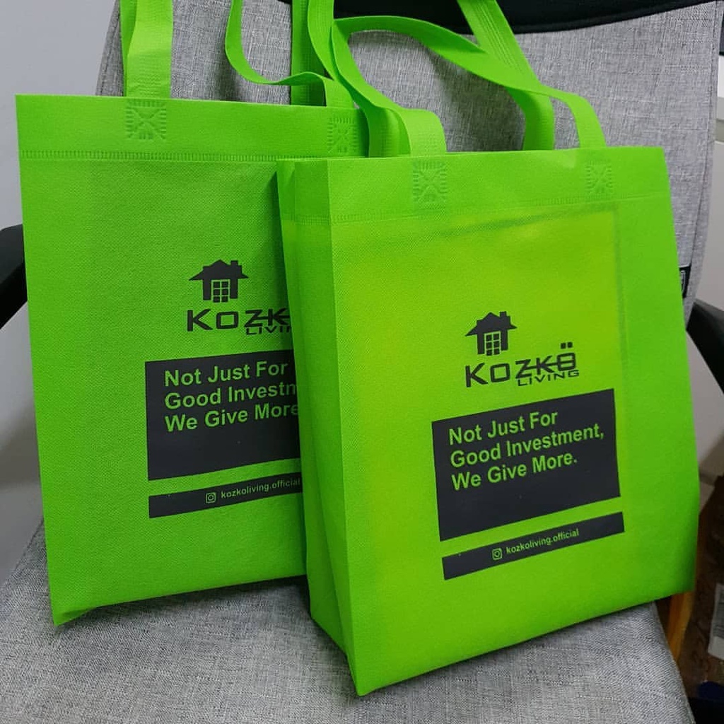 

Tas Spunbond Dan Jasa Sablon Cetak Nama Custom Design Totebag Kain Belanja Desain Logo Karakter