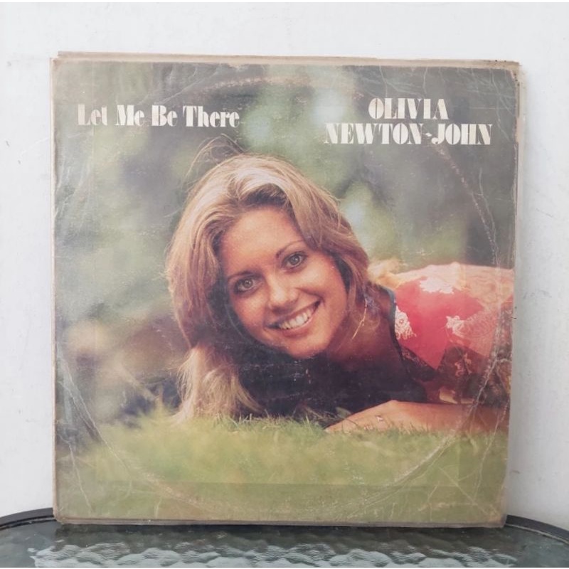 Vinyl Piringan Hitam 12 inch Olivia Newton John - Let Me Be There