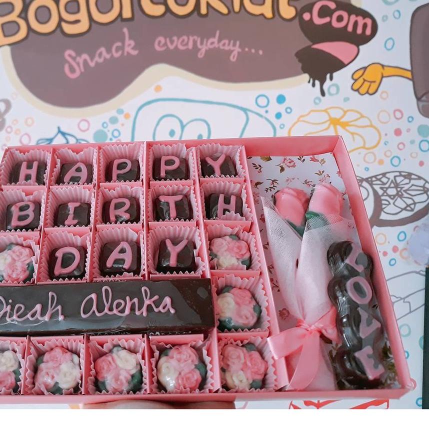 

✽ Kado Coklat Ultah Sekat Blok 25+Buket ☝