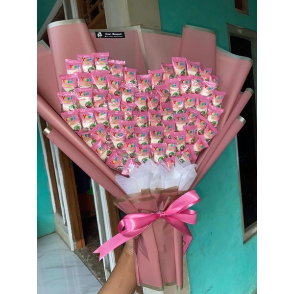 

buket permen yupi best seller termurahhh/ buket snack, buket wisuda dll