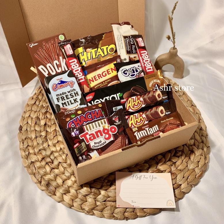 

Hampers / Gift Box / Snack Box / Kado Ulang Tahun / Valentine / Anniversary - Parcel Lebaran Parcel Idul Fitri Parcel Idulfitri Coklat