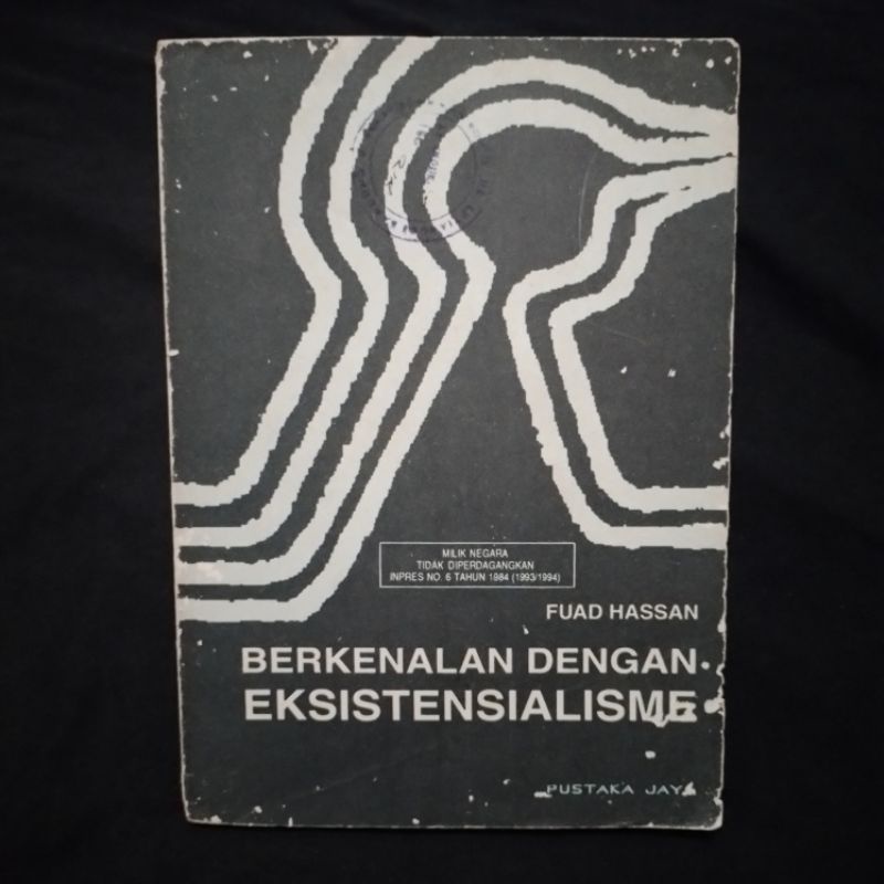buku | berkenalan dengan eksistensialisme (rak a4)