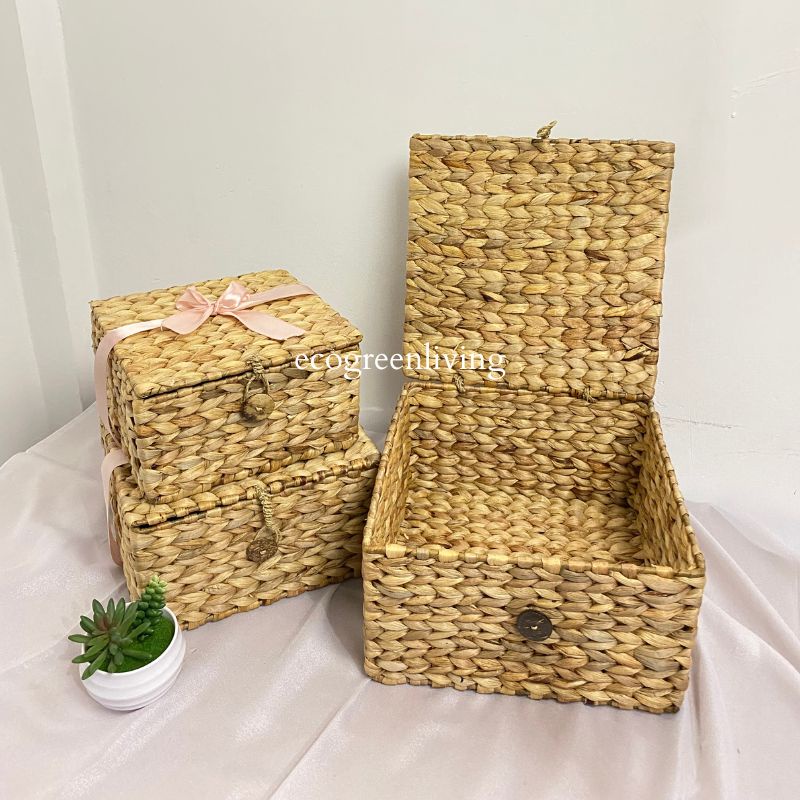 kERANJANG ANYAMAN ENCENG GONDOK RUSTIC HOME STORAGE BOX MULTIFUNGI / HAMPERS BOX / KOTAK PARCEL