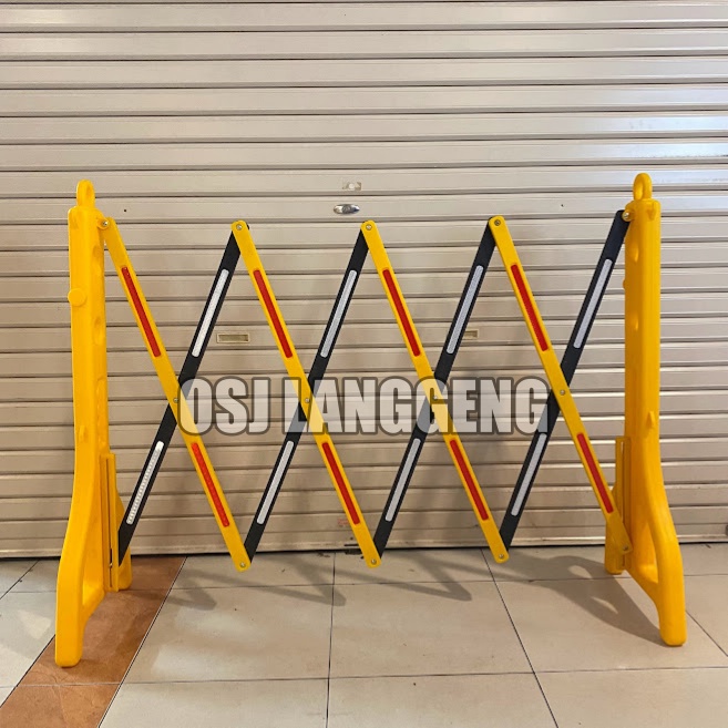 Board Barrier Lipat Plastik Traffic Road Safety Expandable Barrier Pembatas