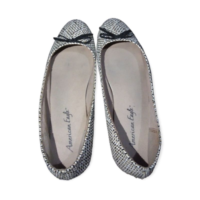 American Eagle Flat Shoes