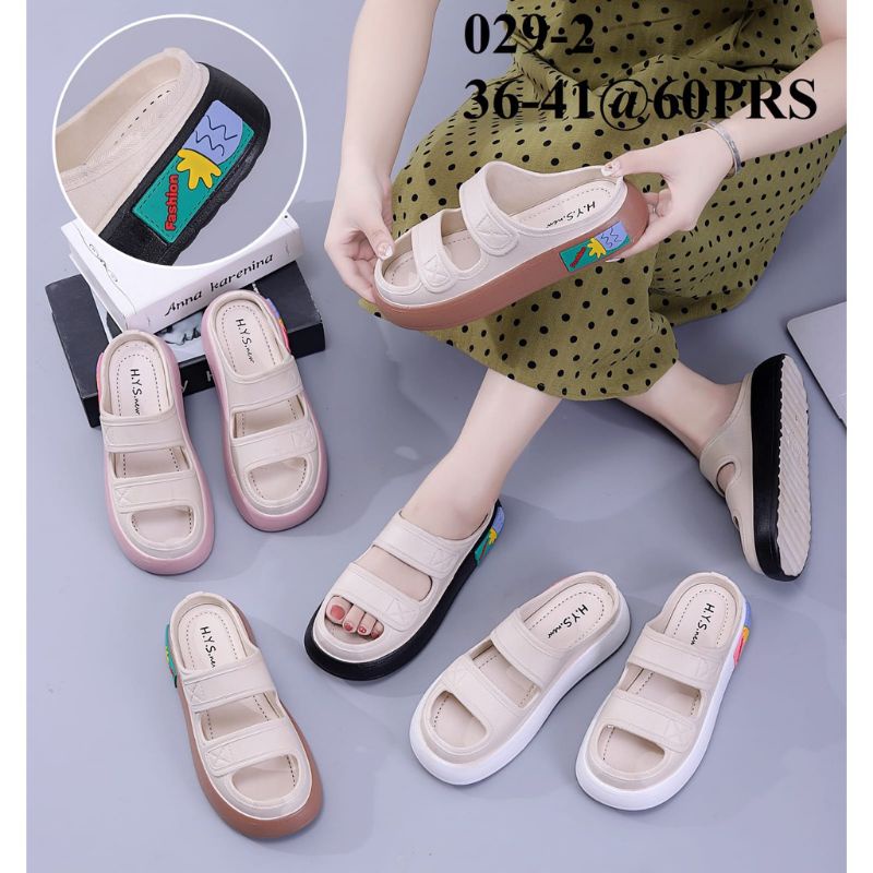 Sandal Wanita Terbaru/Sandal Jelly Karet Import HYS 029/Sandal Wanita Ban Dua Terlaris/Sandal Wanita Jelly Karet Kekinian/Sandal Wanita Korea/Sandal Wanita Terlaris Terbaru Viral