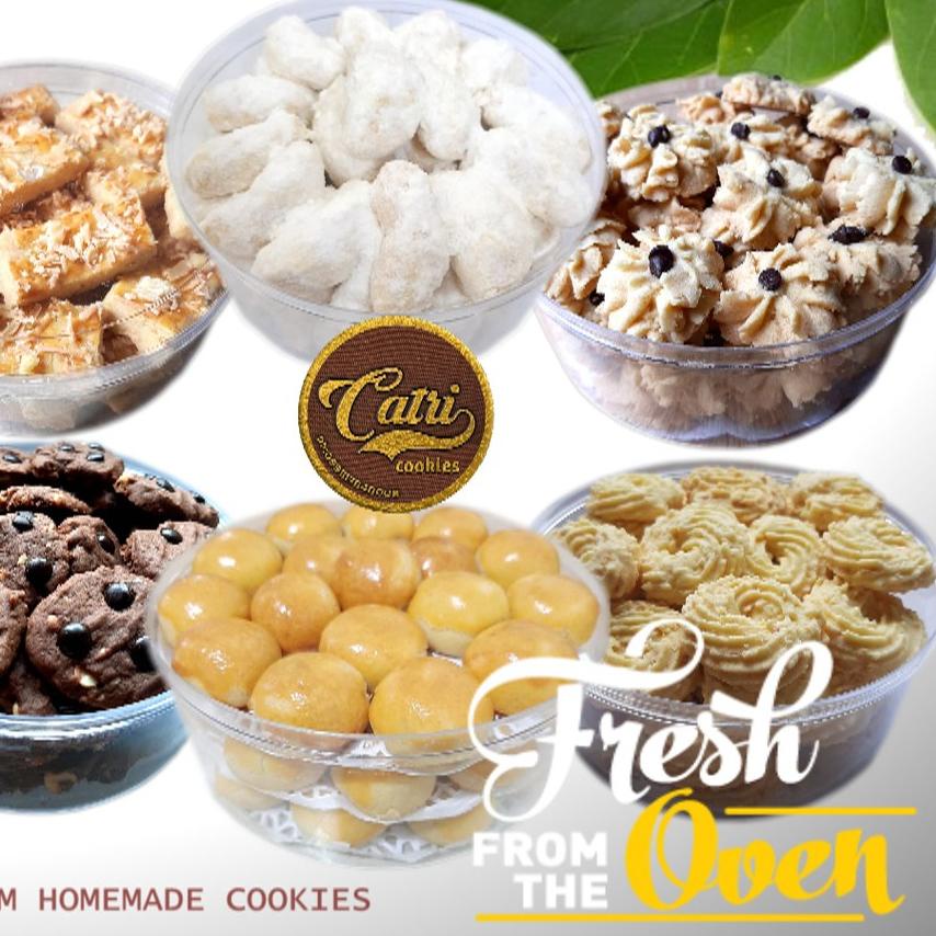 

۝ Kue kering Nastar / coklat chocochip / sagu keju / semprit HOME MADE ◊