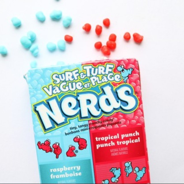 

Nerds Surf & Turf Raspberry Framboise Tropical Punch 47 gr Permen Buah