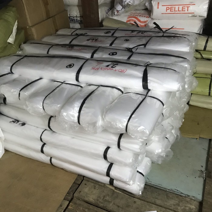 

Plastik PE Roll Bening uk 100 cm tebal 0,06 (60mic) Merek RR