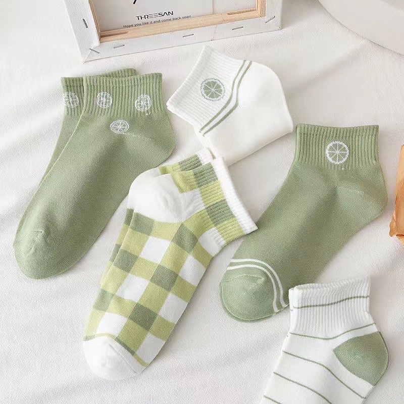 Kaos Kaki Korean Motif Lime Unisex