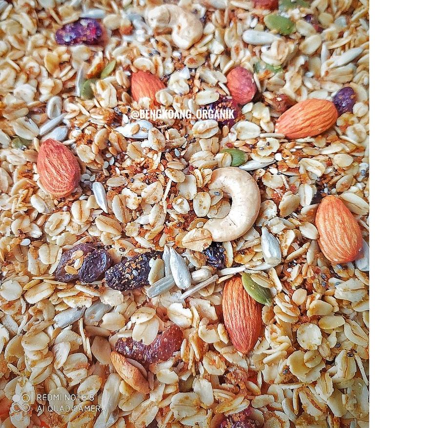 

➢ SUPER GRANOLA 1KG (Vanilla Flavour & 14 MIX) - Rolled Oat, Almond, Cranberry, Cashew, Pumpkin seed, Raisin, Flaxseed ➱