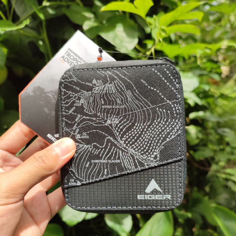 dompet submarine