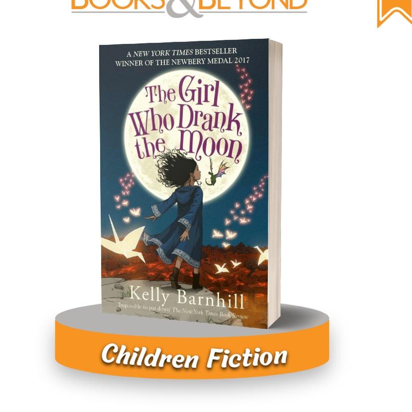 RealPict The Girl Who Drank the Moon - 9781848126473