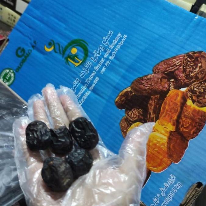 

KURMA BUAH-BUAHAN KURMA AJWA PREMIUM AJWA DATES EL09I09A82L