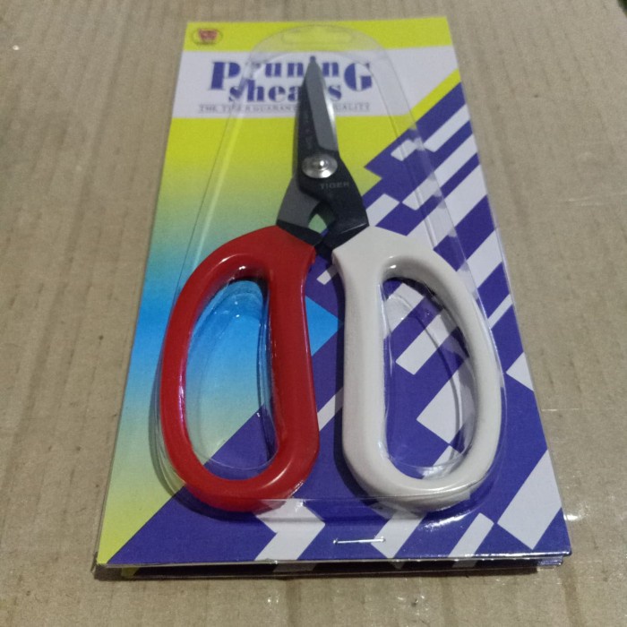 

Scissor Gunting Kebun Tiger Merah Putih / Merah Hitam