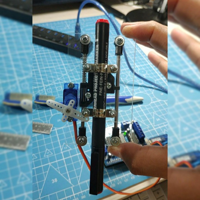 Interface Mekanik Axis Z Untuk Mini Cnc Plotter