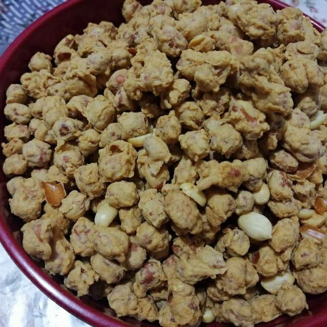 

Kacang Telor MeEnak Gurih