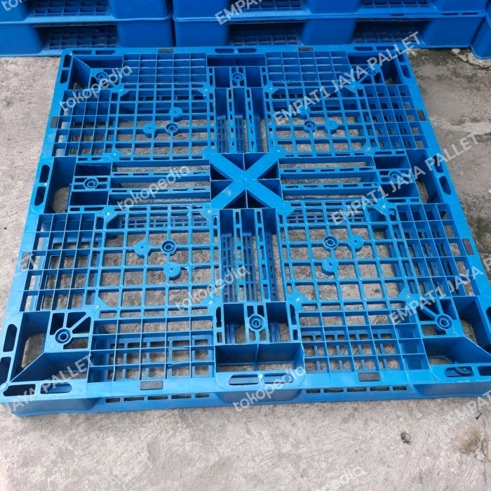 

Terlaris Palet Plastik 110X110X120 Cm Biru