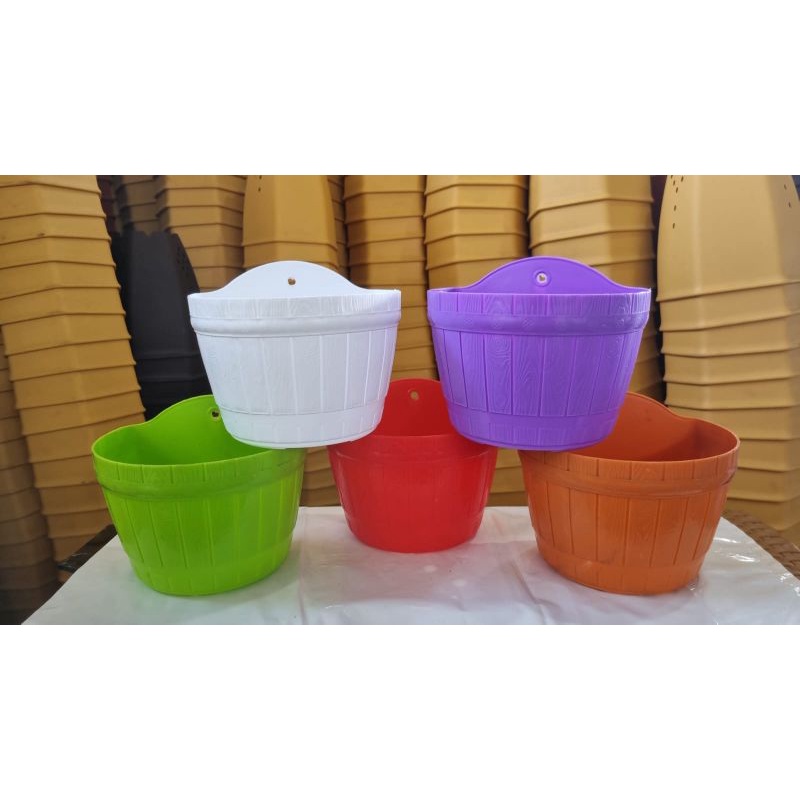 Pot Plastik Dinding Gentong size  Large / pot plastik dinding warna / pot tanaman