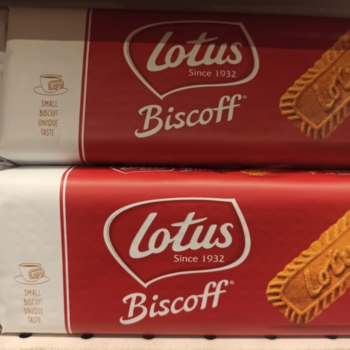 

lotus biscoff caramelised biscuit 250gr