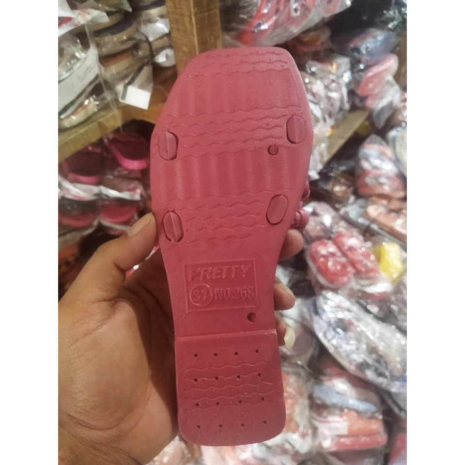 Sandal selop jelly flat perempuan dewasa bahan empuk balance 268-X29 (37-40) Sandal selop wanita terbaru