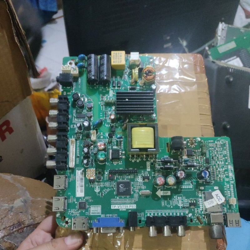 MB Polytron PLD 32T552