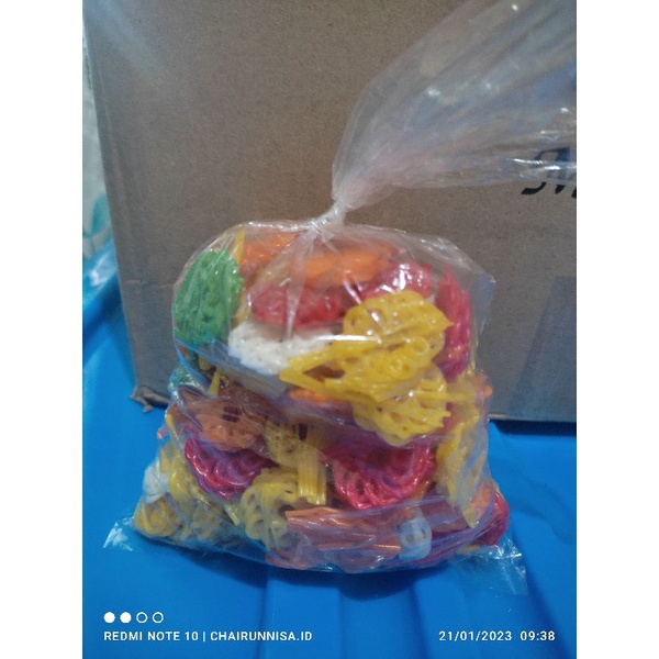 

250gr kerupuk mentah bunga warna warni