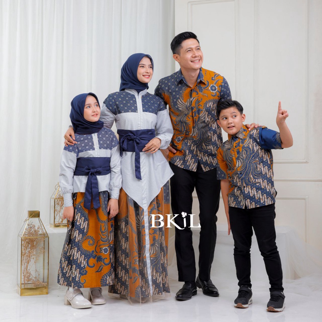 Baju Batik Kondangan Keluarga Terbaru / Seragam Batik Keluarga Wisuda Pernikahan Tunangan Modern