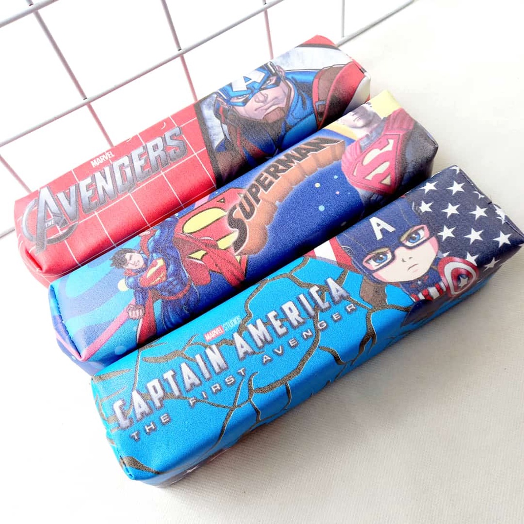 

Kotak Pensil Karakter Tempat Pensil Zipper Motif Superhero
