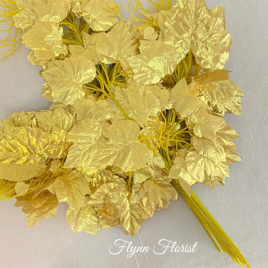 ➣ Daun Anggur Emas (lusinan) Daun Artificial / Daun Dekorasi / Daun Plastik / Daun Pernikahan ☄