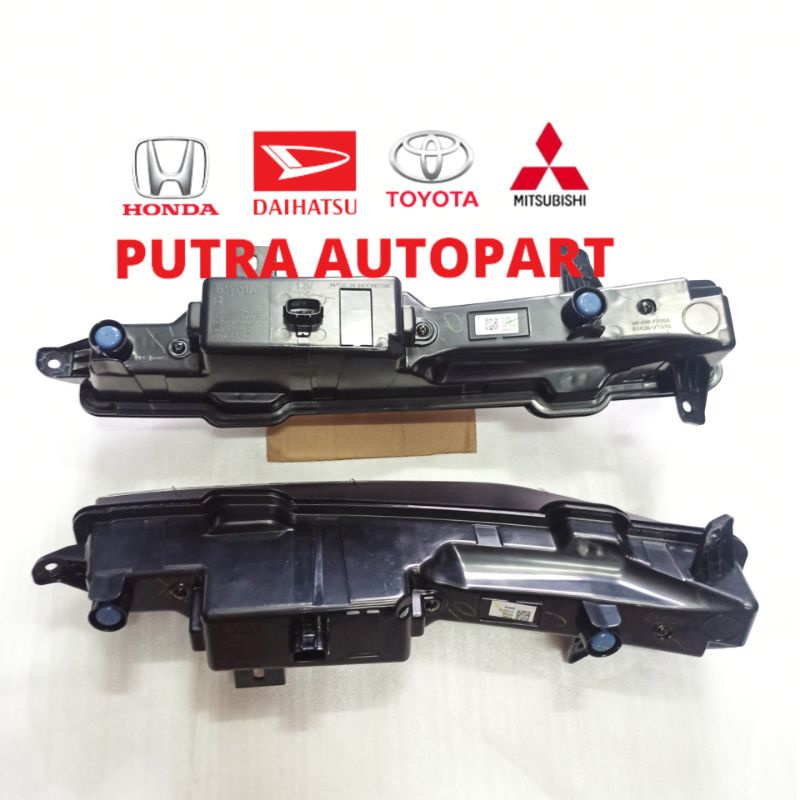 lampu sein drl  innova zenix 2022up original toyota