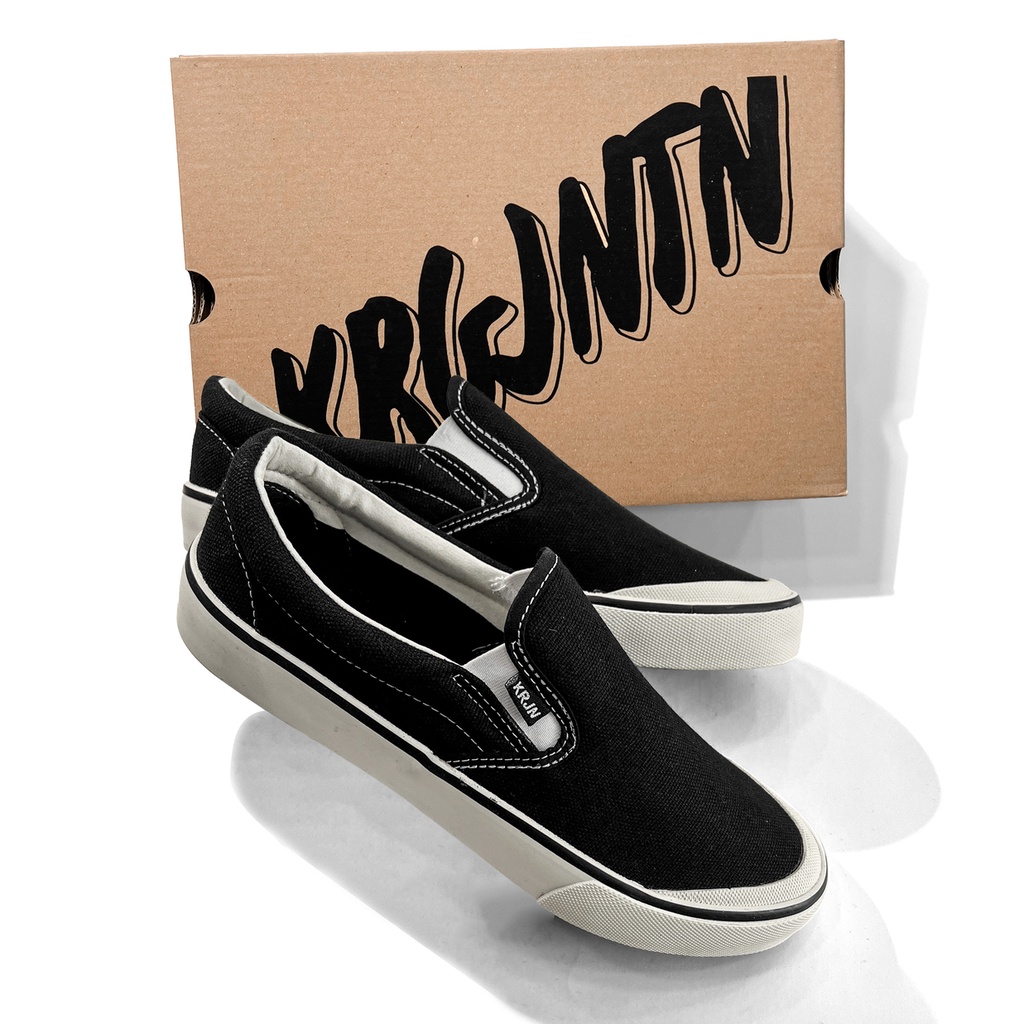 SEPATU SLIP ON / SLIP ON SHOES / SEPATU DISTRO PRIA