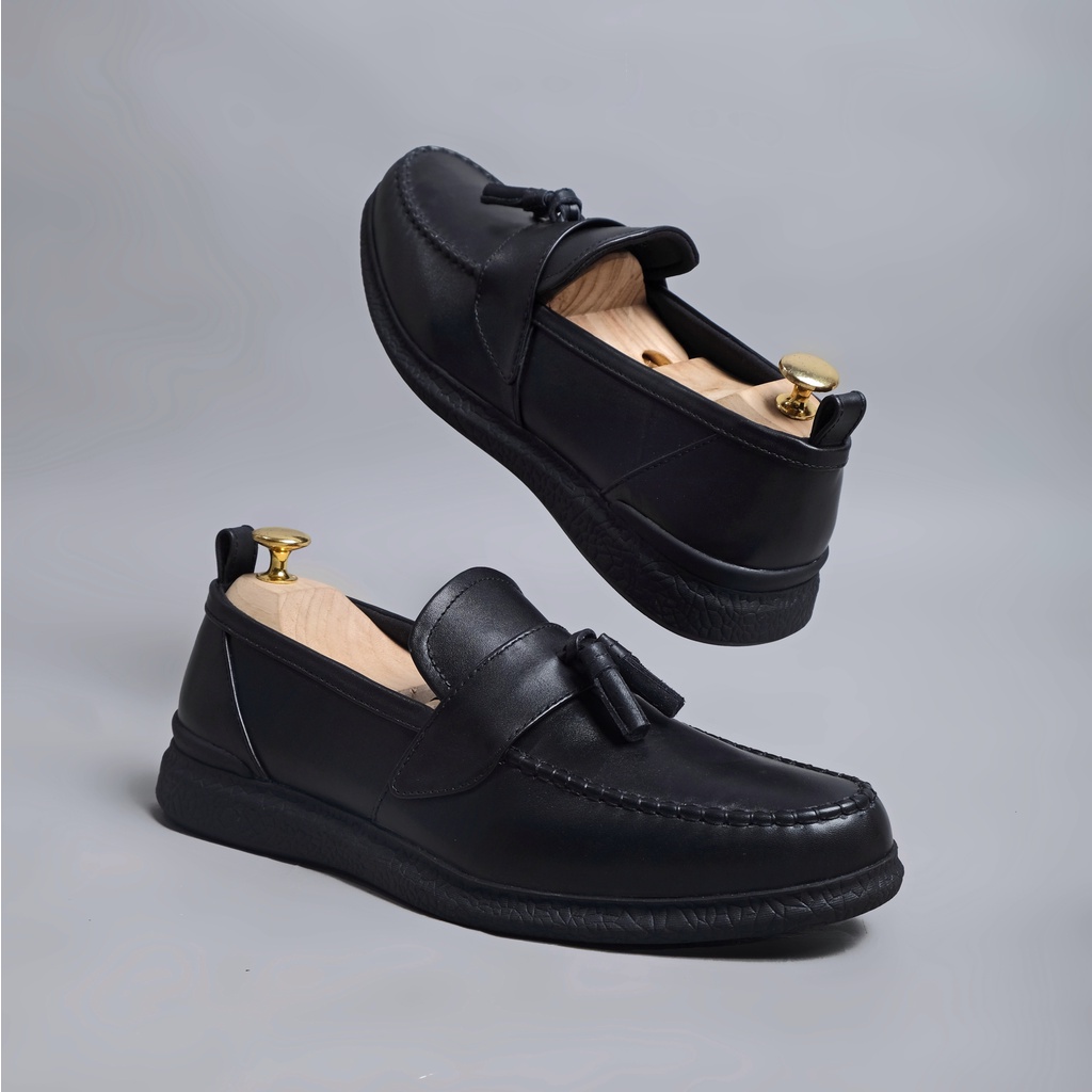 Vasco Black  | Sepatu Loafers Kulit Asli Casual Matte Vintage Klasik Pria Cowok Slip On Original | FORIND x Kenzios