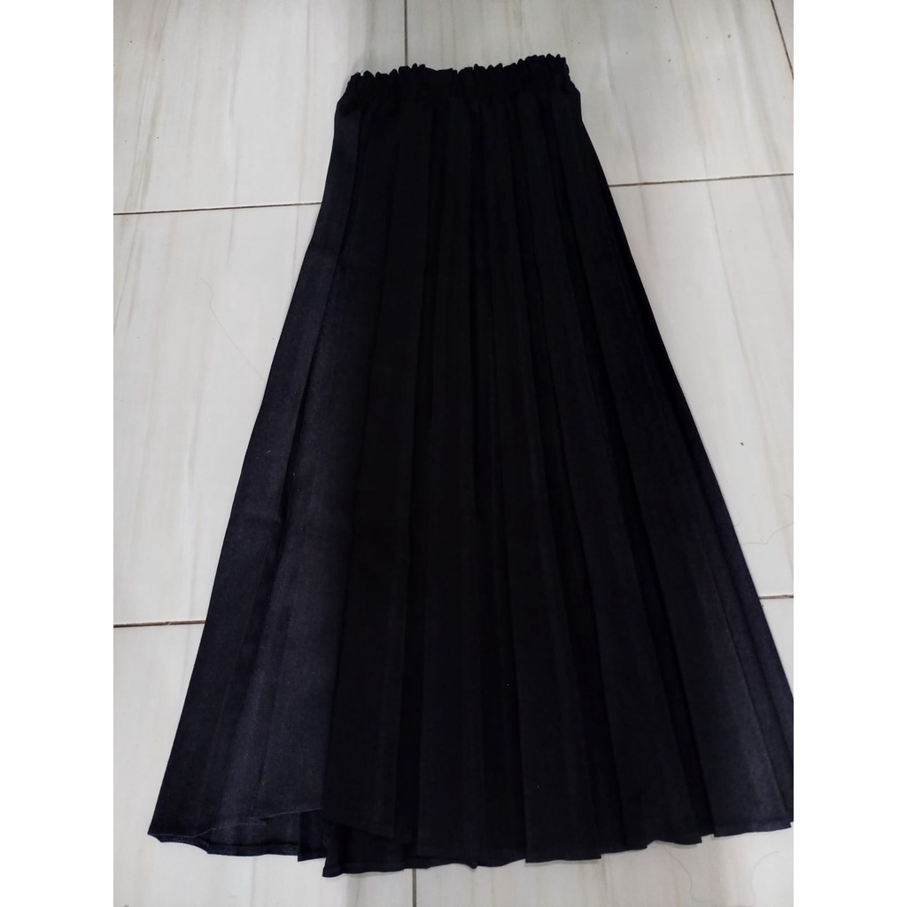 Rok plisket semi wool warna hitam ready ukuran M L XL XXL XXXL | Rok rempel | rok wanita | rok kerja | rok formal