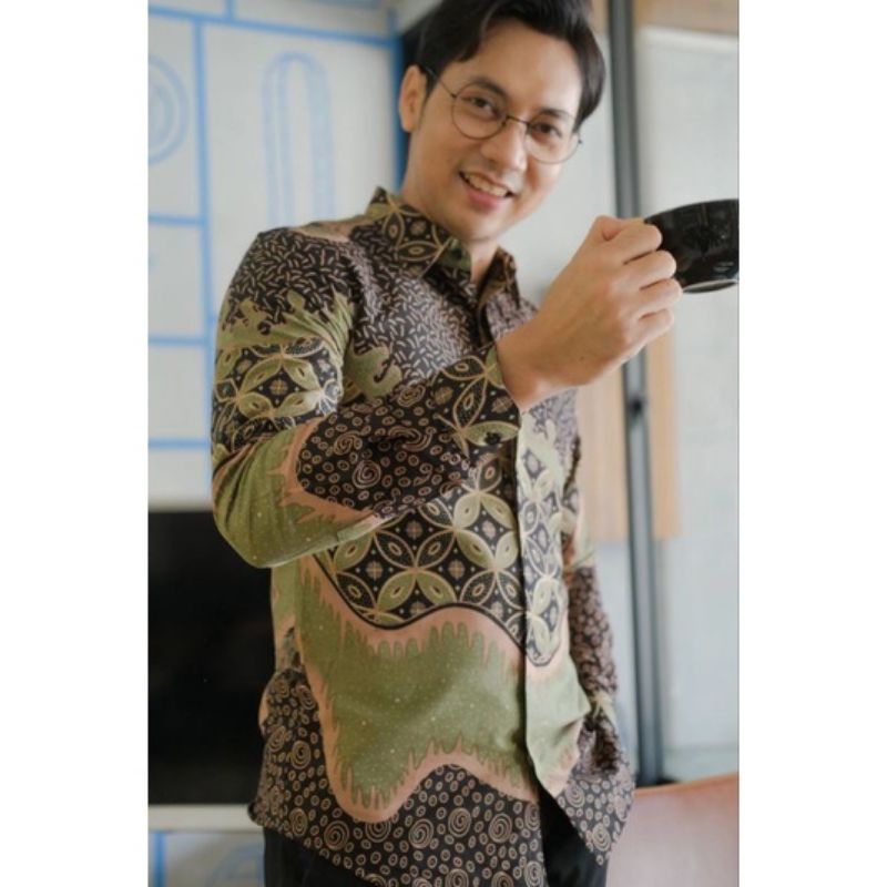 Kemeja Batik Pria Slimfit Motif SAGE GREEN TEA Lengan Panjang Lapis Furing