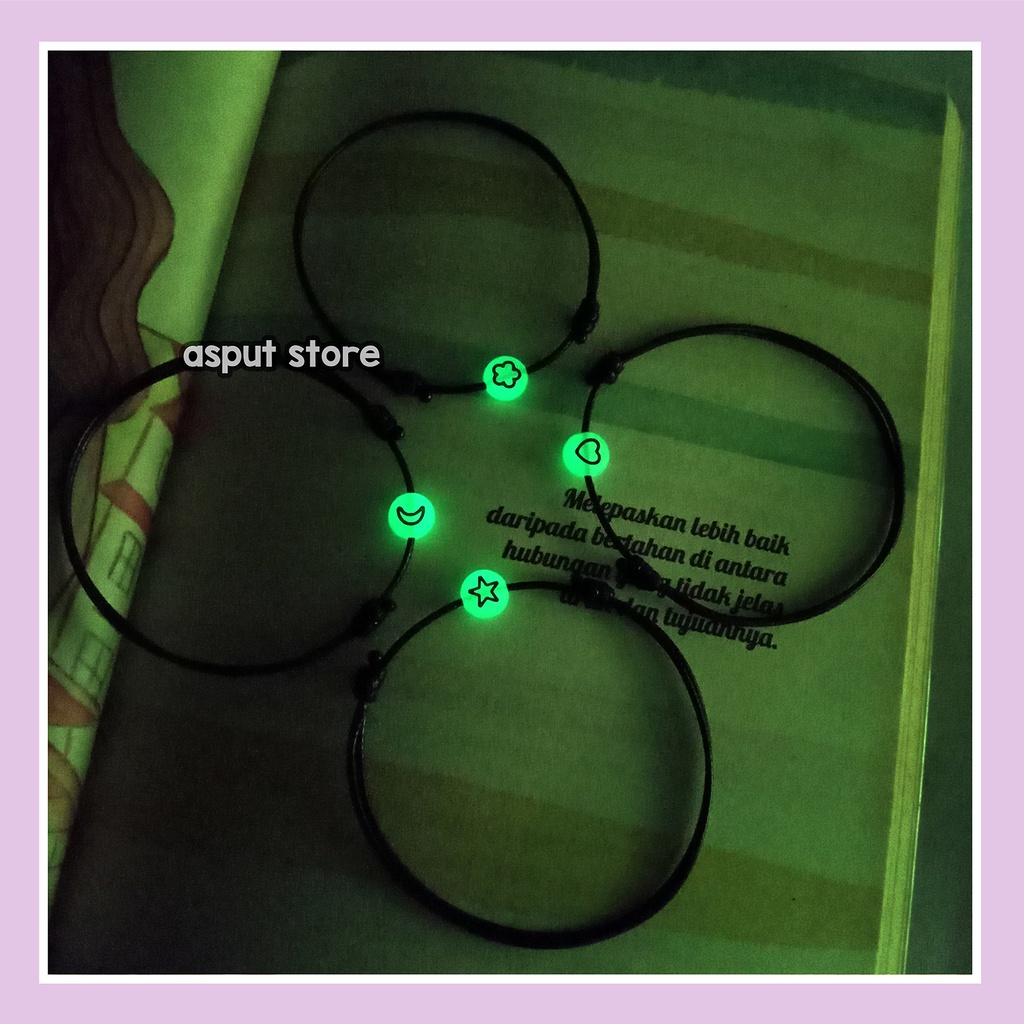 GELANG GLOW IN THE DARK / GELANG GLOW IN THE DARK INISIAL HURUF BISA NYALA WANITA PRIA TALI HITAM WA