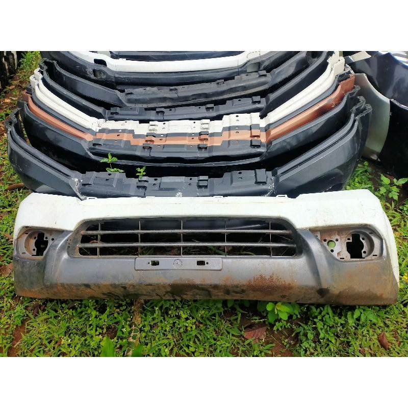 bumper depan isuzu mux 2015-2017 original