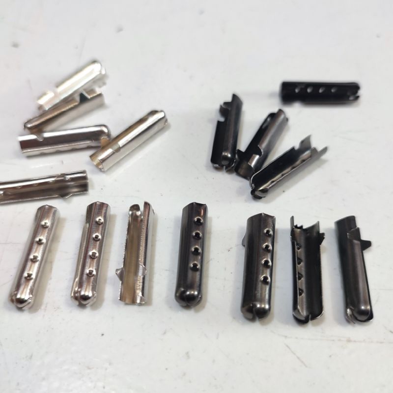 aglet ujung tali. / aglet besi ujung tali sepatu dan hoodie