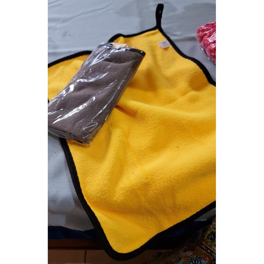 Lap Mobil Microfiber | Lembut Tebal Anti Lecet Serbaguna | 2warna uk 30x40